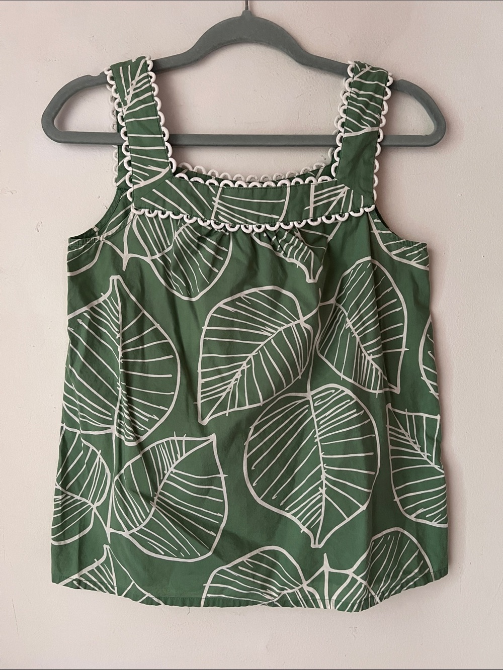 Boden Green Leaf-Print Square Neckline Cotton Tank with White Scallop Trim Sz 4